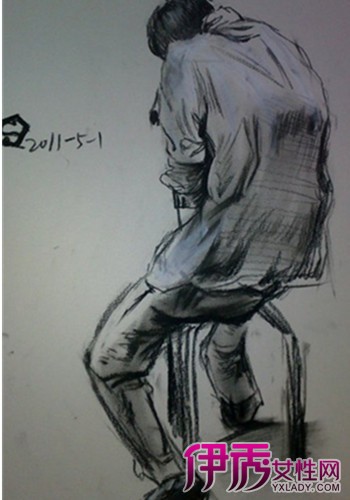 动漫男生背影素描】【图】动漫男生背影素描图片
