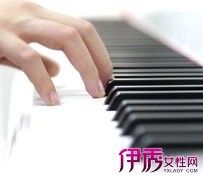 手指法 钢琴左手指法顺序图 左手弹钢琴指法图