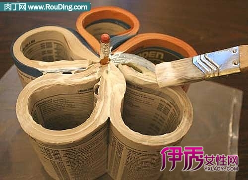 创意笔筒-黄页等废弃厚书本变废为宝小制作