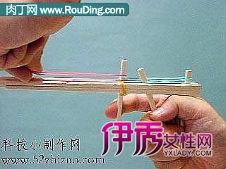 简单的连发自制皮筋枪,制做象皮筋枪的方法