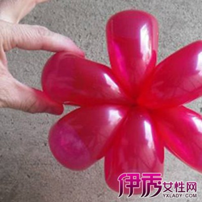【图】气球造型教程图解 超简单的六瓣花朵帽子手工制作