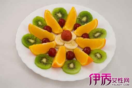 水果摆盘简单造型图片欣赏 水果拼盘方法介绍