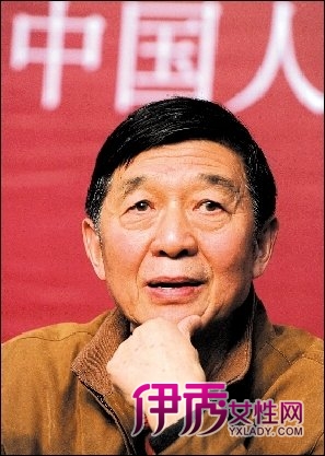 专家谈赠马其顿校车 称国人质疑反映弱国心态