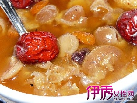 【银耳红枣汤的功效】【图】银耳红枣汤的功效