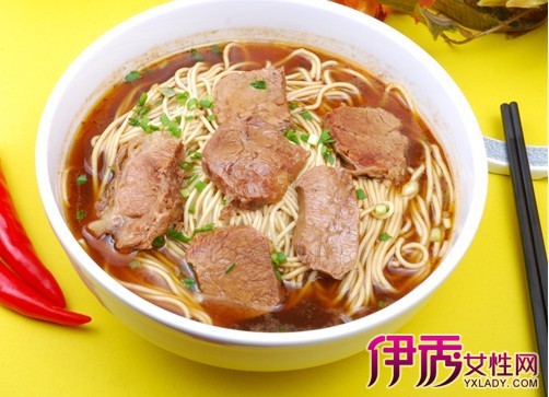 【台湾牛肉面】【图】美味台湾牛肉面做法介绍