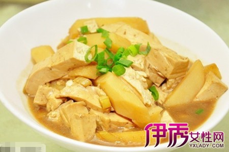 【土豆炖豆腐】【图】土豆炖豆腐的做法 马铃