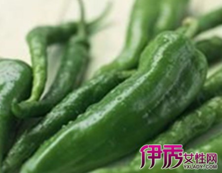 最简单腌青辣椒 家常腌辣椒 腌青辣椒