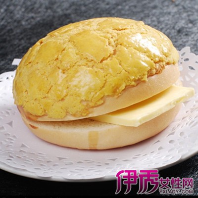 【菠萝油吃法的图解】【图】展示菠萝油吃法的