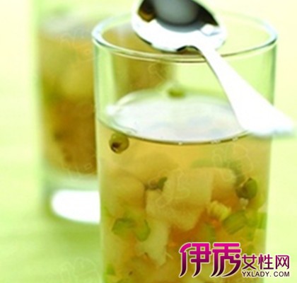 【芹菜雪梨汁功效】【图】了解芹菜雪梨汁功效