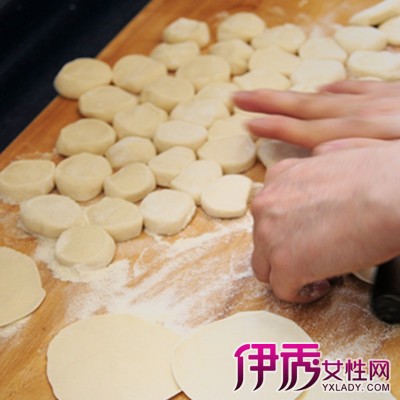 【图】怎样做饺子皮好吃不容易破? 简单6步做