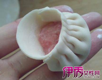 【包子的花样捏法图解】【图】盘点包子的花样捏法图解 家庭主妇必备家常手法(2)_伊秀美食|yxlady.com