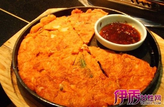 【泡菜饼】【图】制作泡菜饼的方法 2种做韩国