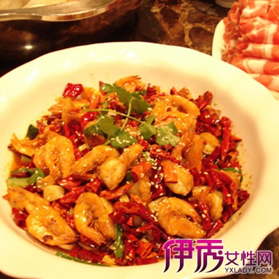 【香辣虾仁】【图】香辣虾仁图片赏析 七种虾仁的做法推荐_伊秀美食|yxlady.com