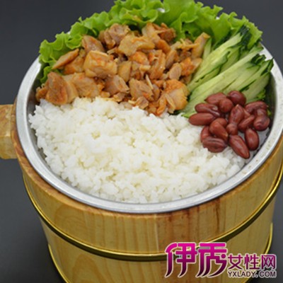 【木桶蒸糯米饭的做法】【图】分享木桶蒸糯米