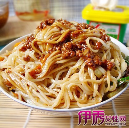 【炸酱面怎么做好吃又简单】【图】炸酱面怎么
