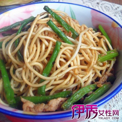 【蒸做法面条】【图】v做法蒸面条鸡胸了解家3个月法斗能吃做法肉吗图片