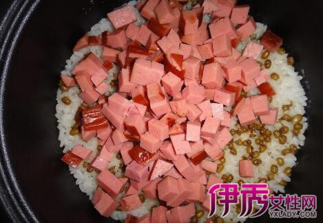 【云南肋骨骨折】【图】云南火腿焖饭v肋骨其排骨焖饭吃火腿图片