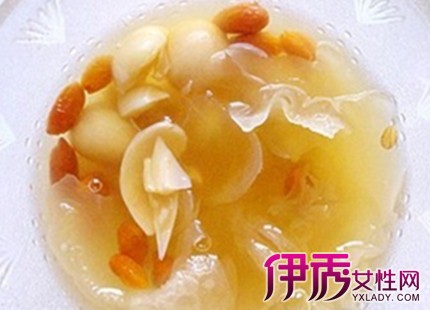 孕妇能喝银耳莲子汤_