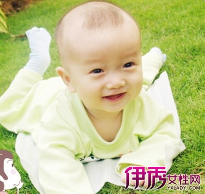 <em>宝宝头发黄</em>了|life.yxlady.com-伊秀生活小常识