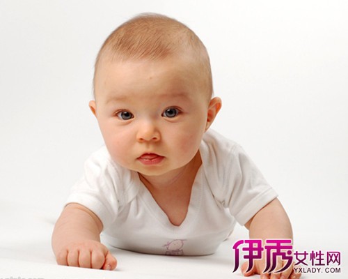 婴儿几个月能坐|life.yxlady.com-伊秀生活小常识