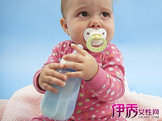 初生婴儿不喝水怎么办|life.yxlady.com