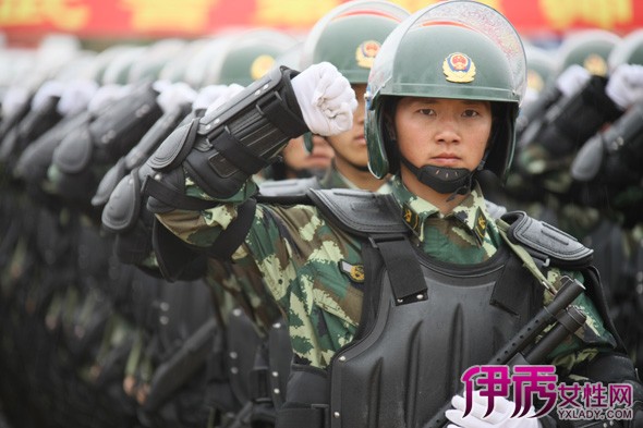 武警军人帅哥肌肉|life.yxlady.com