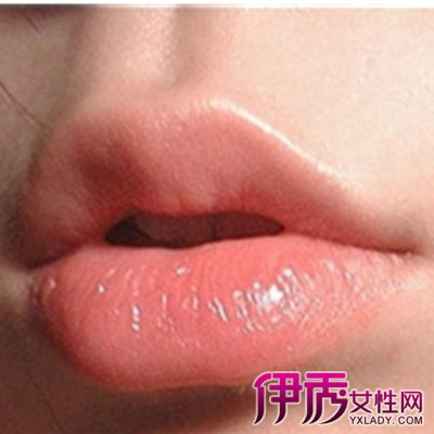 【图】生活中女人嘴唇发紫是什么原因 嘴唇发紫的四个原因