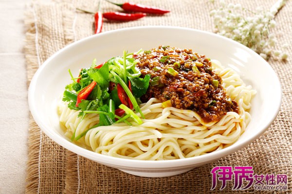 【四川杂酱面的做法】【图】四川杂酱面的做法