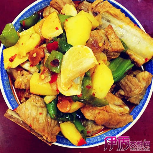 【怎样做红烧排骨土豆】【图】怎样做红烧排骨