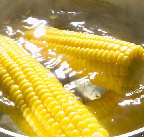 煮玉米需要多长时间,煮玉米有什么小技巧?