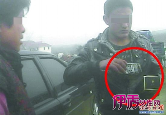 灌装打塞二联机_二连体灌装机_白酒灌装机_二